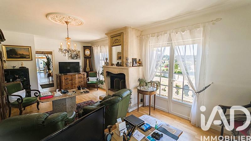 Maison - 201 m² - 5 pièces