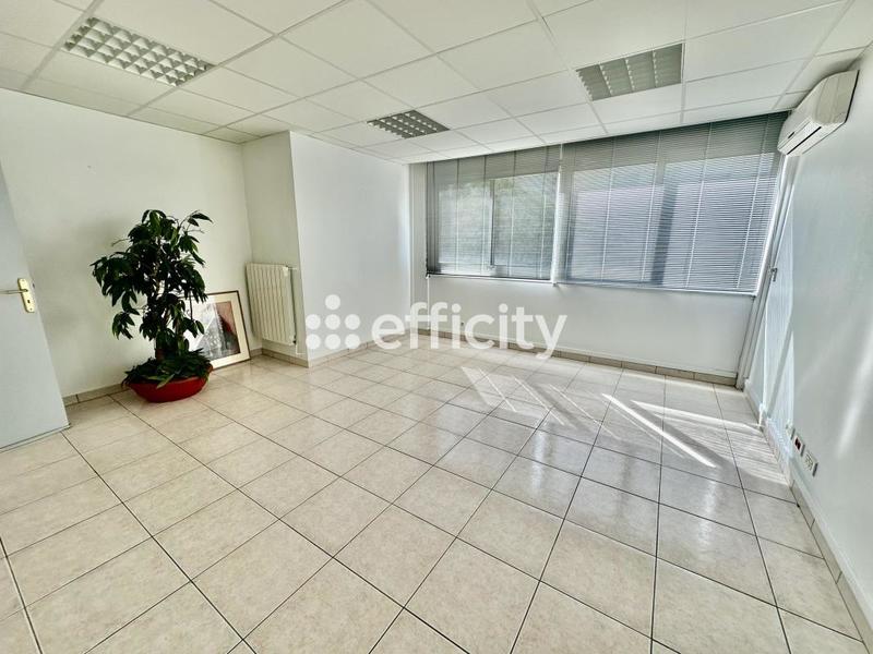 Appartement - 103 m² - 5 pièces