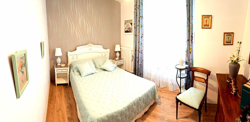 Maison - 205 m² - 6 pièces