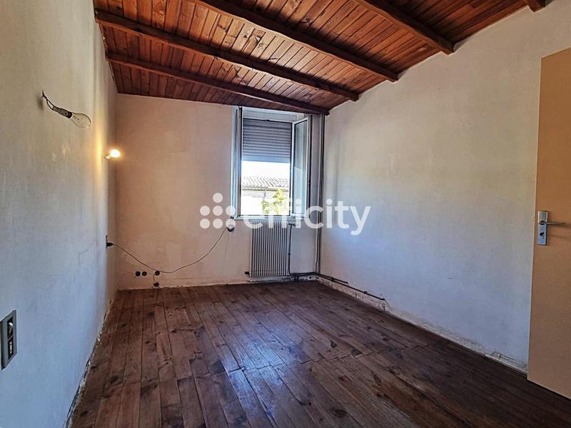 Maison - 85 m² - 5 pièces