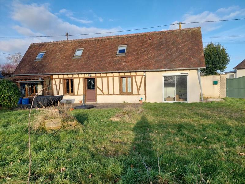 Maison - 80 m² - 4 pièces