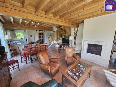 Maison - 91 m² - 4 pièces