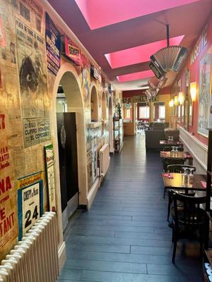 Fonds de commerce - 150 m²