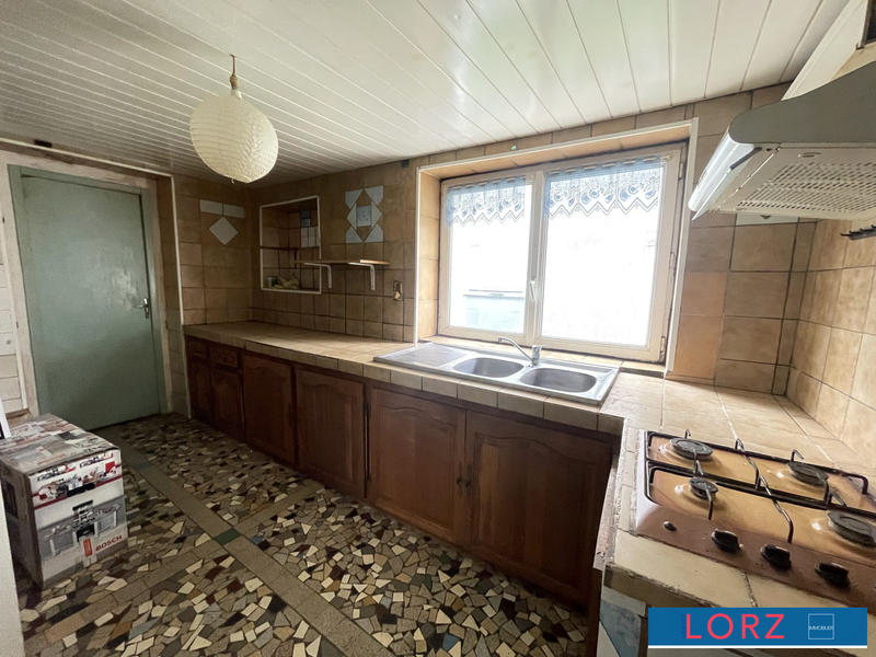 Maison - 95 m² - 6 pièces