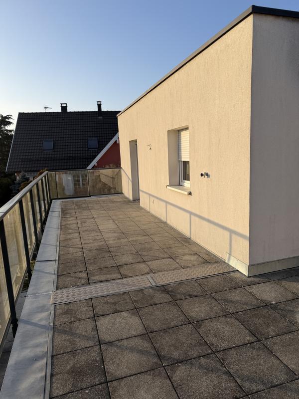 Maison - 102 m² - 4 pièces