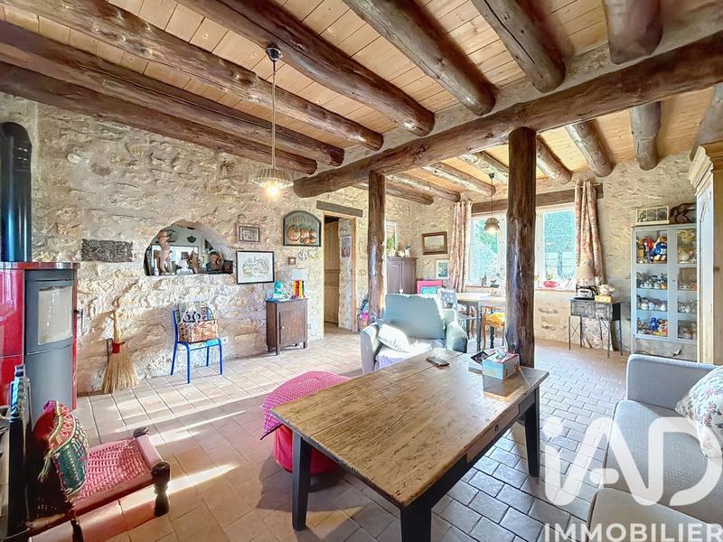 Maison - 101 m² - 4 pièces