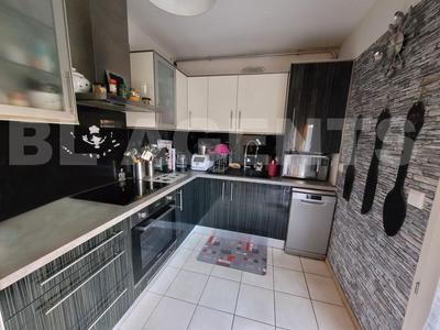 Maison de ville - 80 m² - 4 pièces