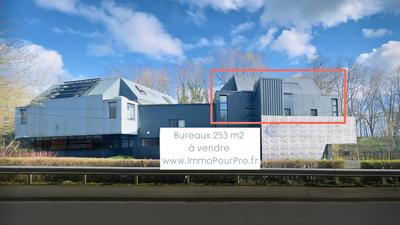 Bureau - 235 m²