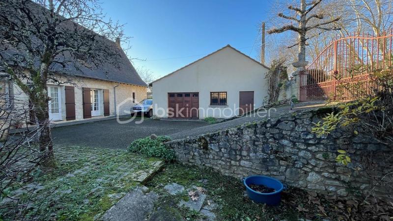 Propriété - 167 m² - 6 pièces