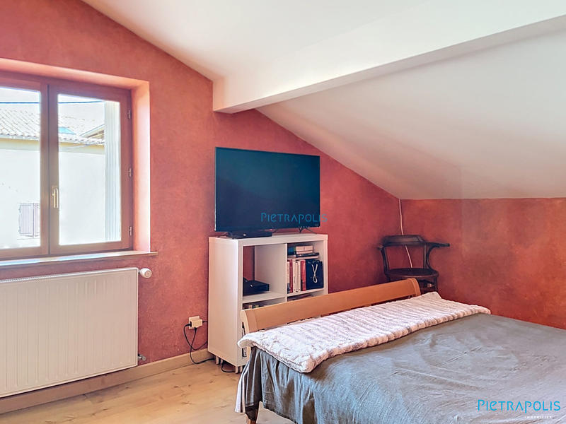 Maison - 93 m² - 4 pièces