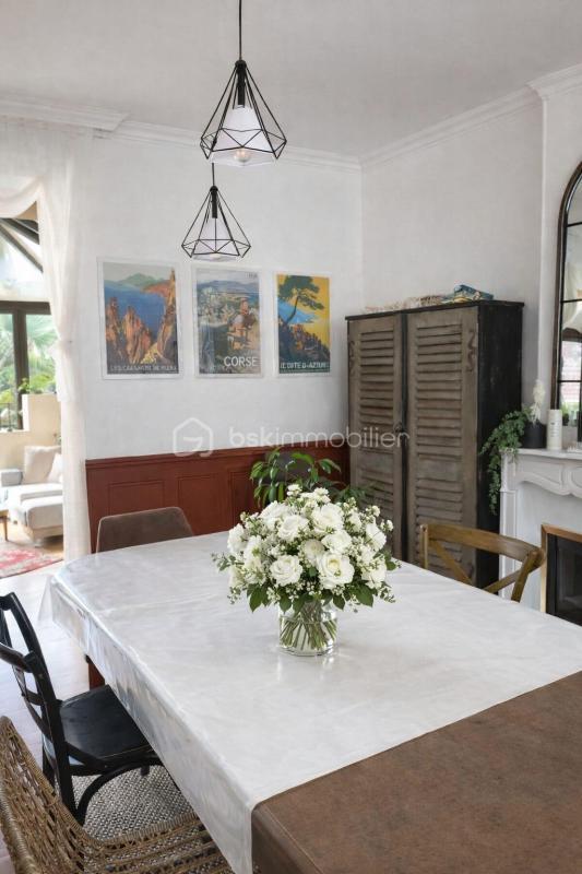 Maison - 111 m² - 5 pièces