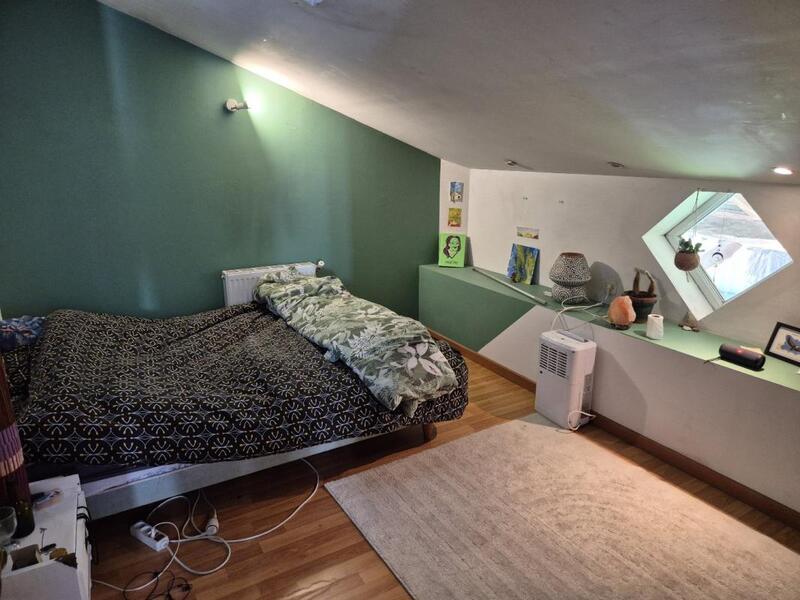 Maison - 275 m² - 11 pièces