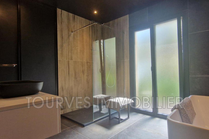 Villa - 226 m² - 5 pièces