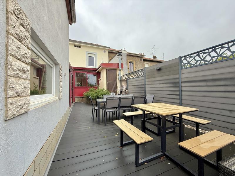 Maison - 170 m² - 6 pièces