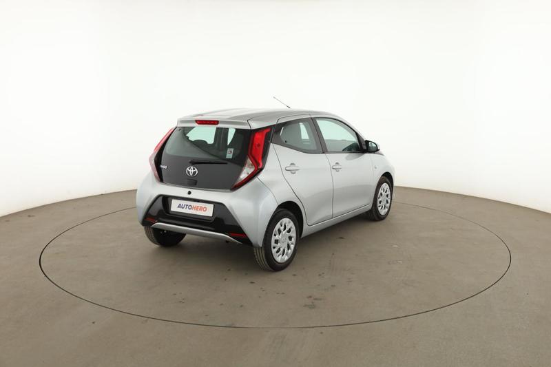 Toyota Aygo 1.0 Vvt-i X-Play 5p 72 ch