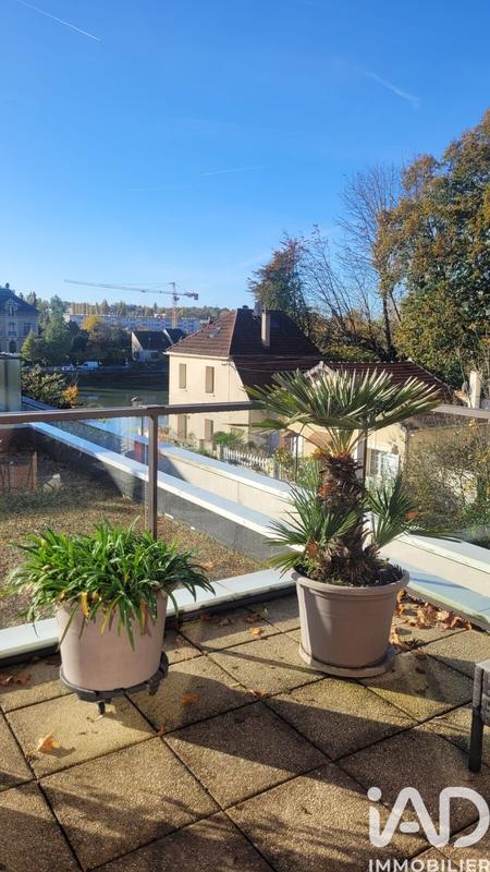 Appartement - 98 m² - 5 pièces