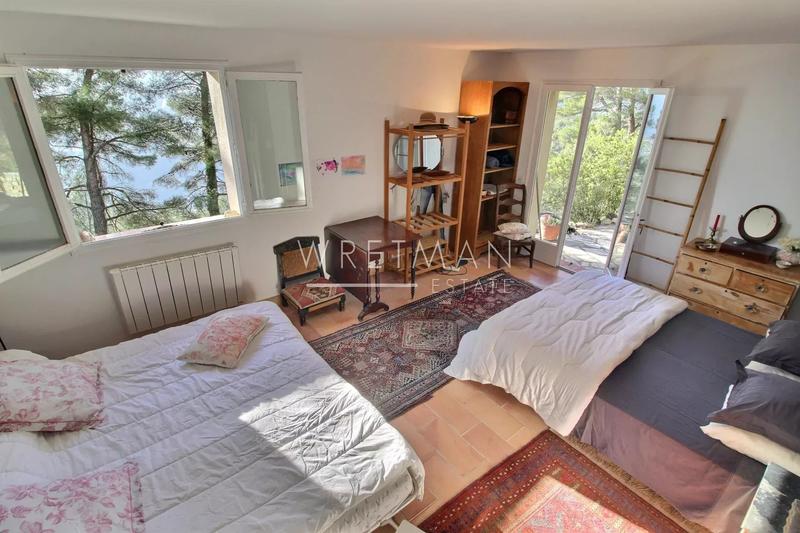 Maison - 180 m² - 6 pièces