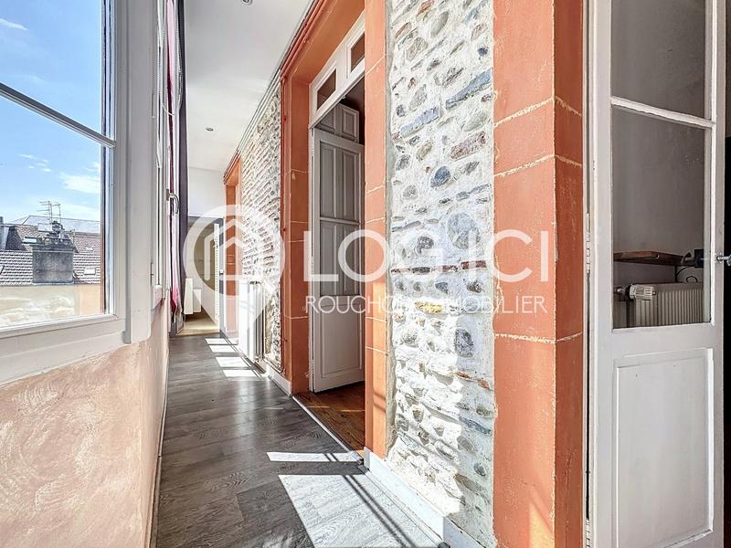 Appartement ancien - 179 m² - 7 pièces