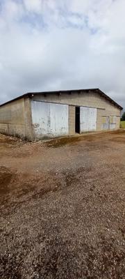 Maison ancienne - 450 m² - 1 pièce