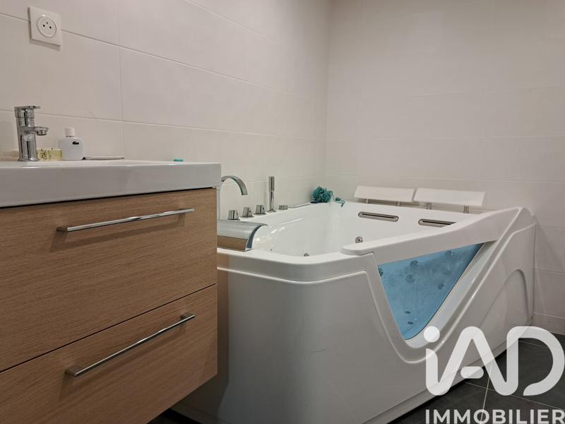 Maison - 156 m² - 7 pièces