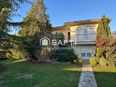 Maison - 168 m² - 7 pièces