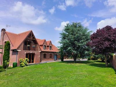 Demeure - 262 m² - 7 pièces