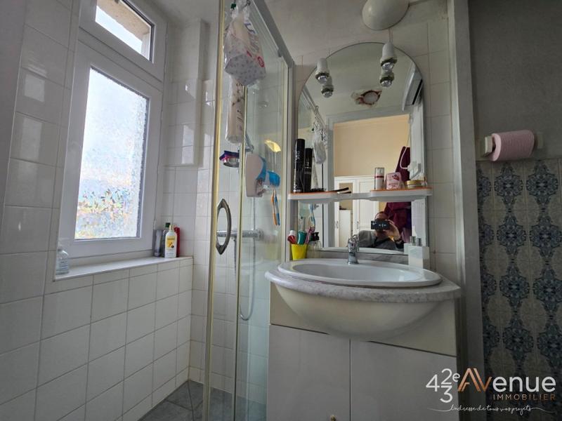 Immeuble - 203 m² - 5 pièces