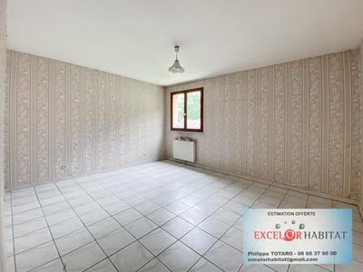 Maison - 122 m² - 5 pièces