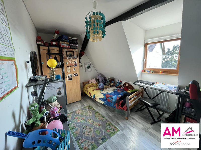 Maison - 100 m² - 6 pièces