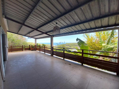 Maison - 143 m² - 5 pièces