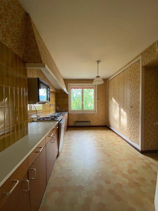 Maison - 147 m² - 6 pièces