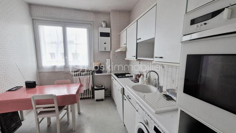 Appartement - 99 m² - 5 pièces