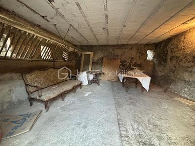 Corps de ferme - 100 m² - 3 pièces