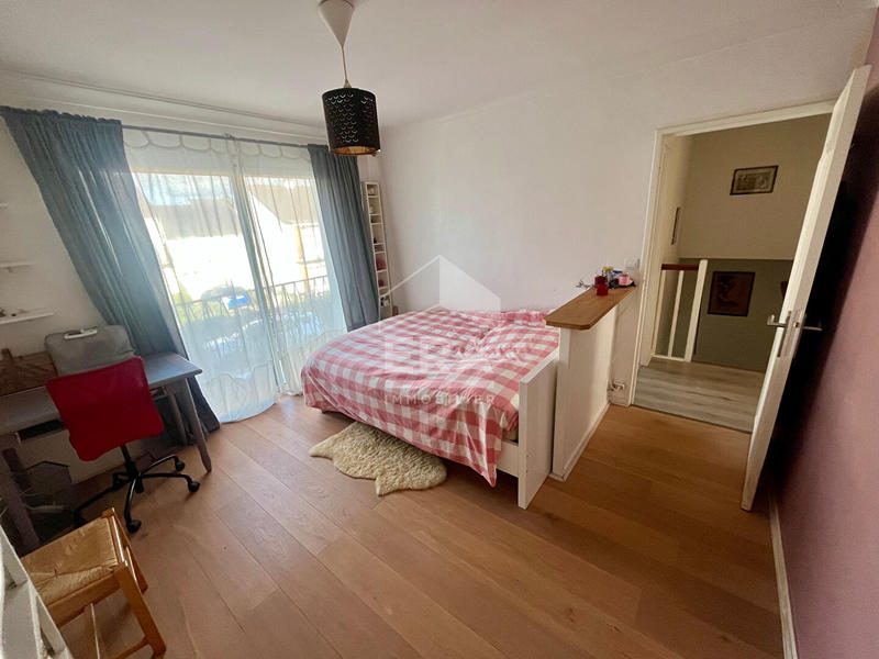 Maison - 155 m² - 8 pièces