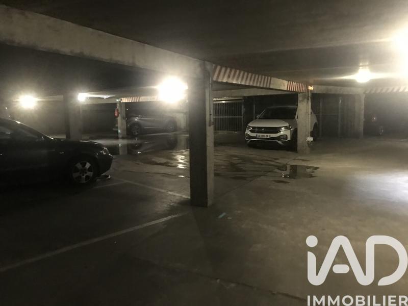 Parking - 15 m²
