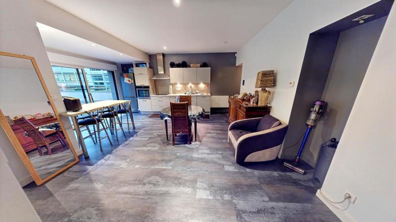 Maison - 135 m² - 6 pièces