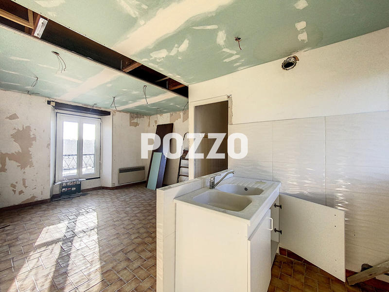 Maison - 231 m² - 10 pièces