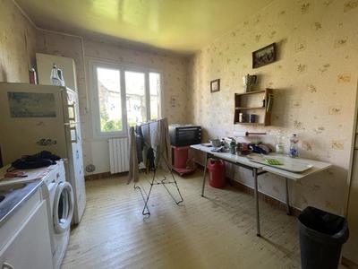 Appartement ancien - 65 m² - 3 pièces