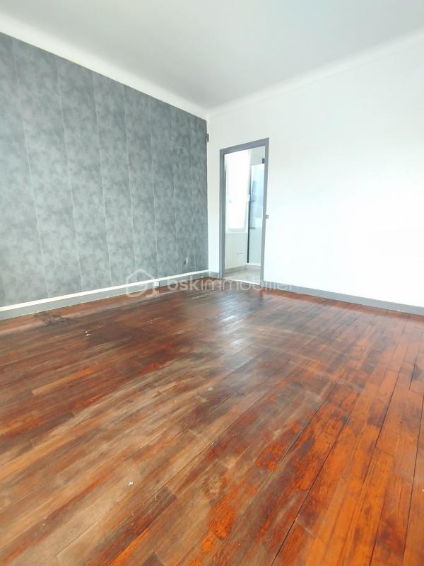 Pavillon - 180 m² - 9 pièces