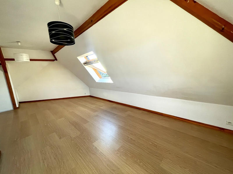 Maison - 141 m² - 6 pièces