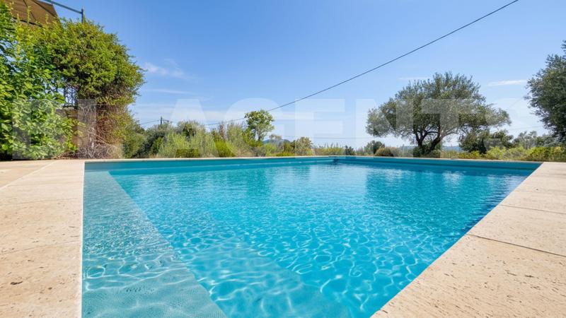 Maison - 170 m² - 6 pièces