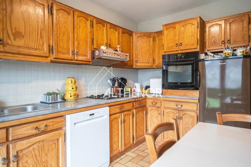 Propriété - 156 m² - 6 pièces