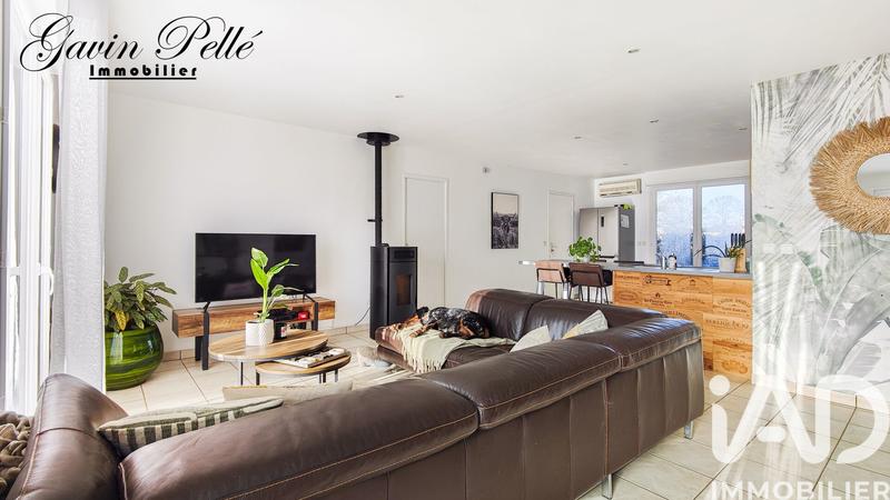 Maison - 93 m² - 4 pièces