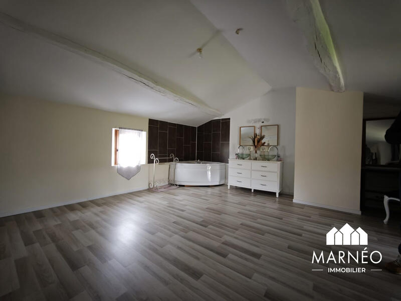 Ferme - 215 m² - 7 pièces