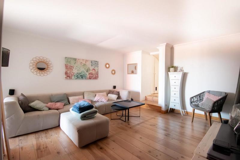 Maison - 200 m² - 5 pièces