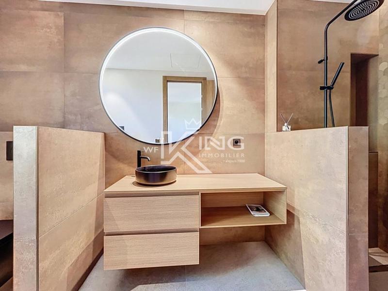 Villa - 242 m² - 7 pièces