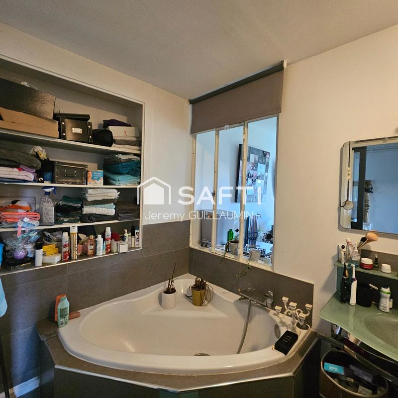 Appartement - 98 m² - 5 pièces