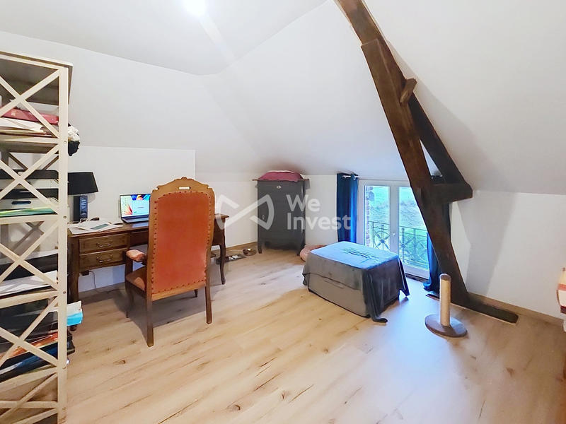 Maison - 170 m² - 10 pièces