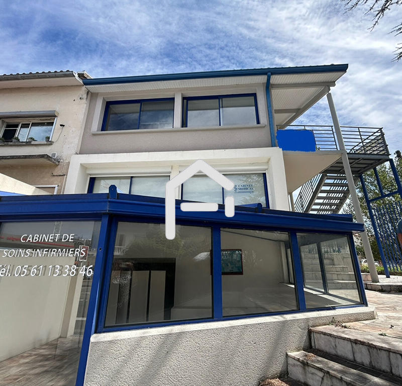 Local commercial - 75 m² - 4 pièces