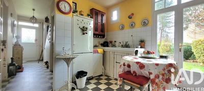 Maison - 98 m² - 4 pièces